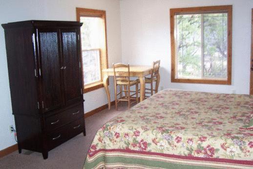 Stone Canyon Inn Тропік Номер фото